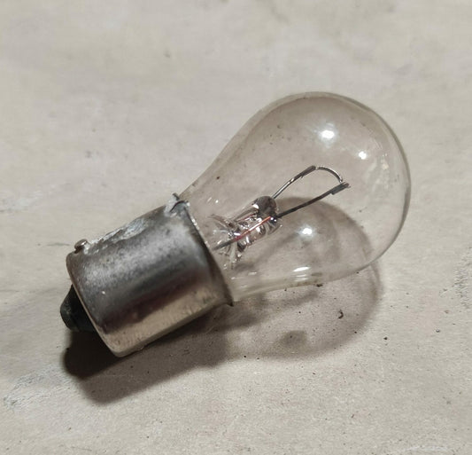 Ampoule blanche 12V culot 2 ergots 21W testé