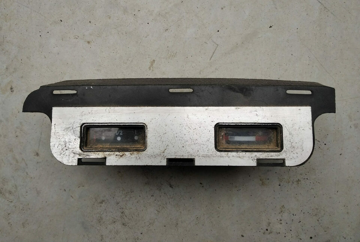 Bloc compteur jauge à essence et régulateur de charge Veglia 12V Ami8