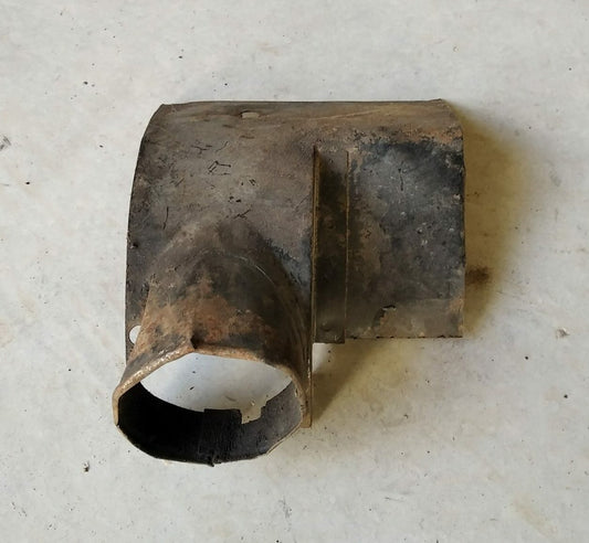 Buse chauffage côté droit 425cc 12CV