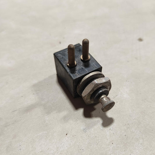 Contacteur de feu stop 12V cosses rondes