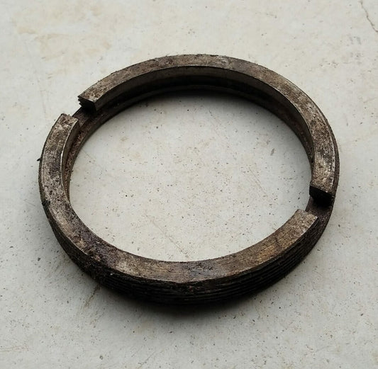 Écrou de roulement de roue avant