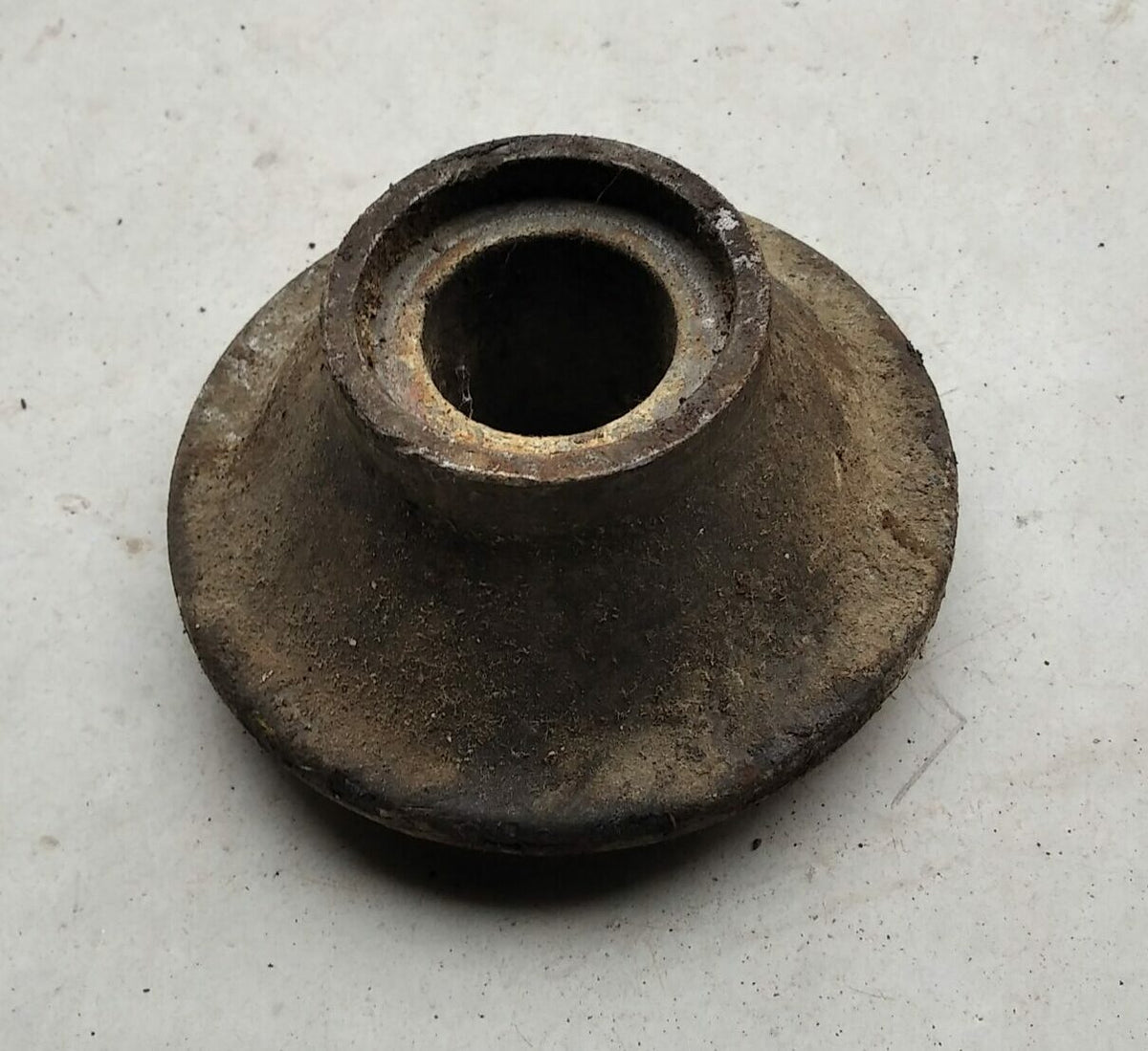 Entretoise pot de suspension diamètre 130mm courte