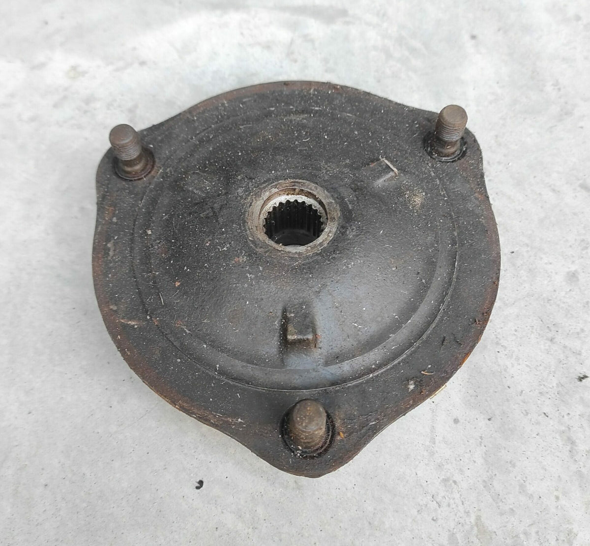 Flasque de roue avant 24 cannelures nouveau modèle