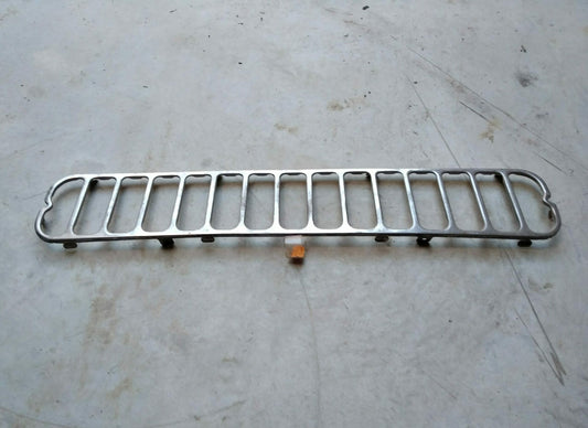 Grille de ventilation extérieure Dyane