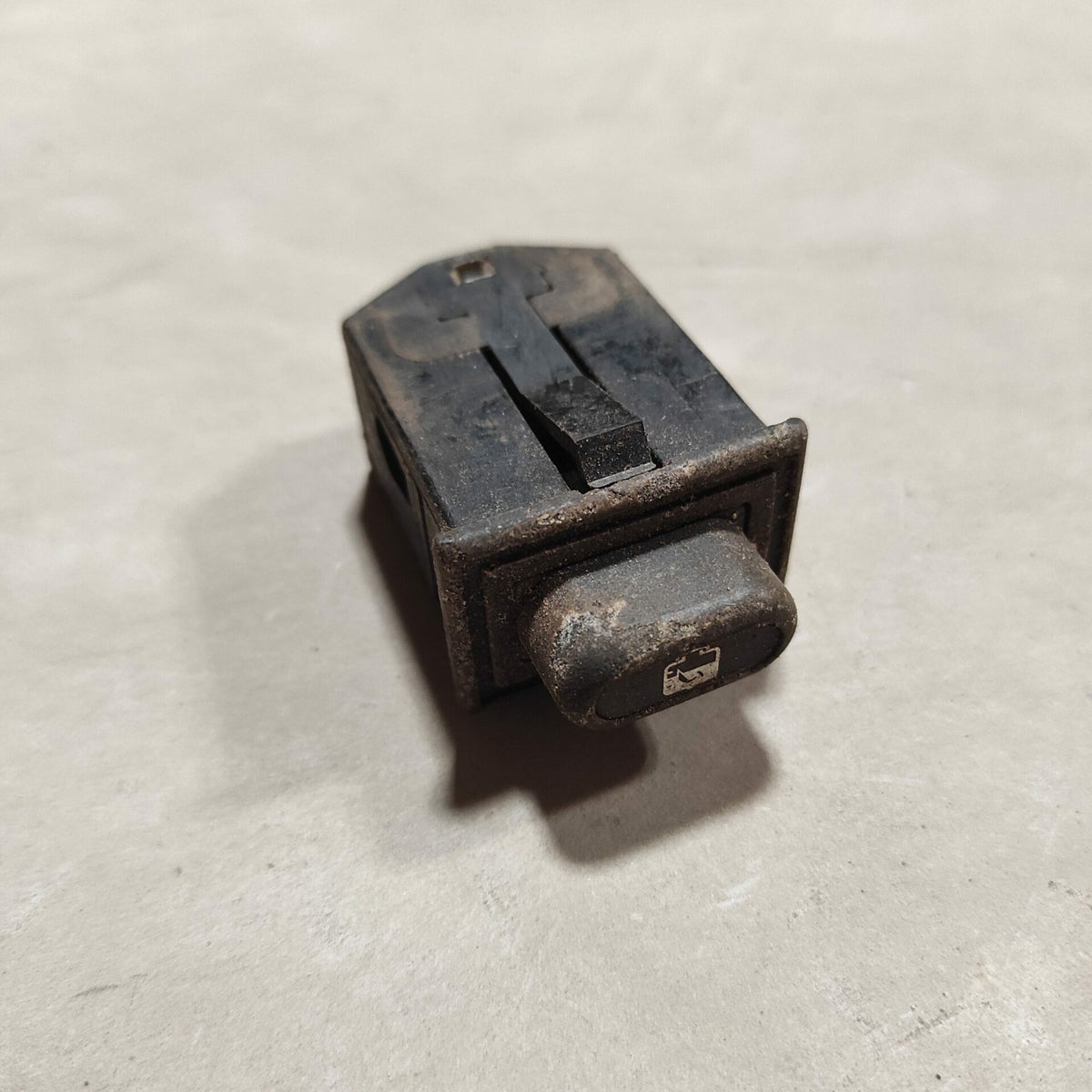 Interrupteur rectangulaire niveau liquide de frein 2 fils