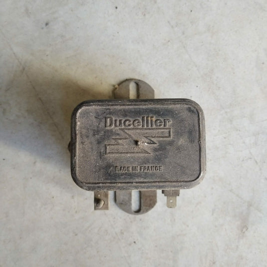 Régulateur de tension Ducelier 12V testé branchement 3 fils