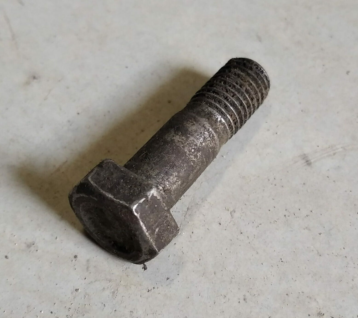 Vis de cardan 14 côté boîte de vitesse