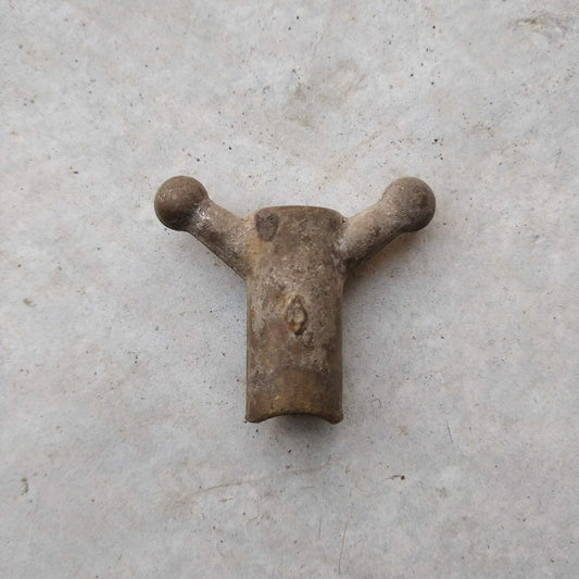 Vis papillon filetée pour câble de frein à main modèle tambour
