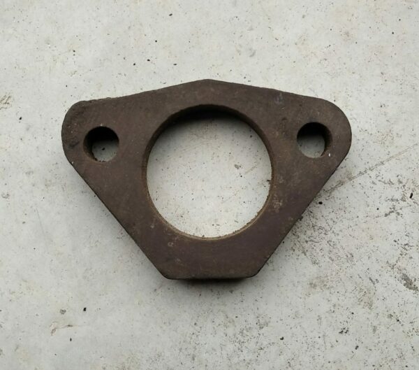 Entretoise pompe à essence