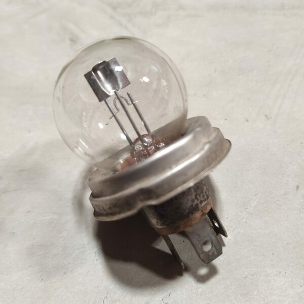 Ampoule blanche 12V code phare 40W testée