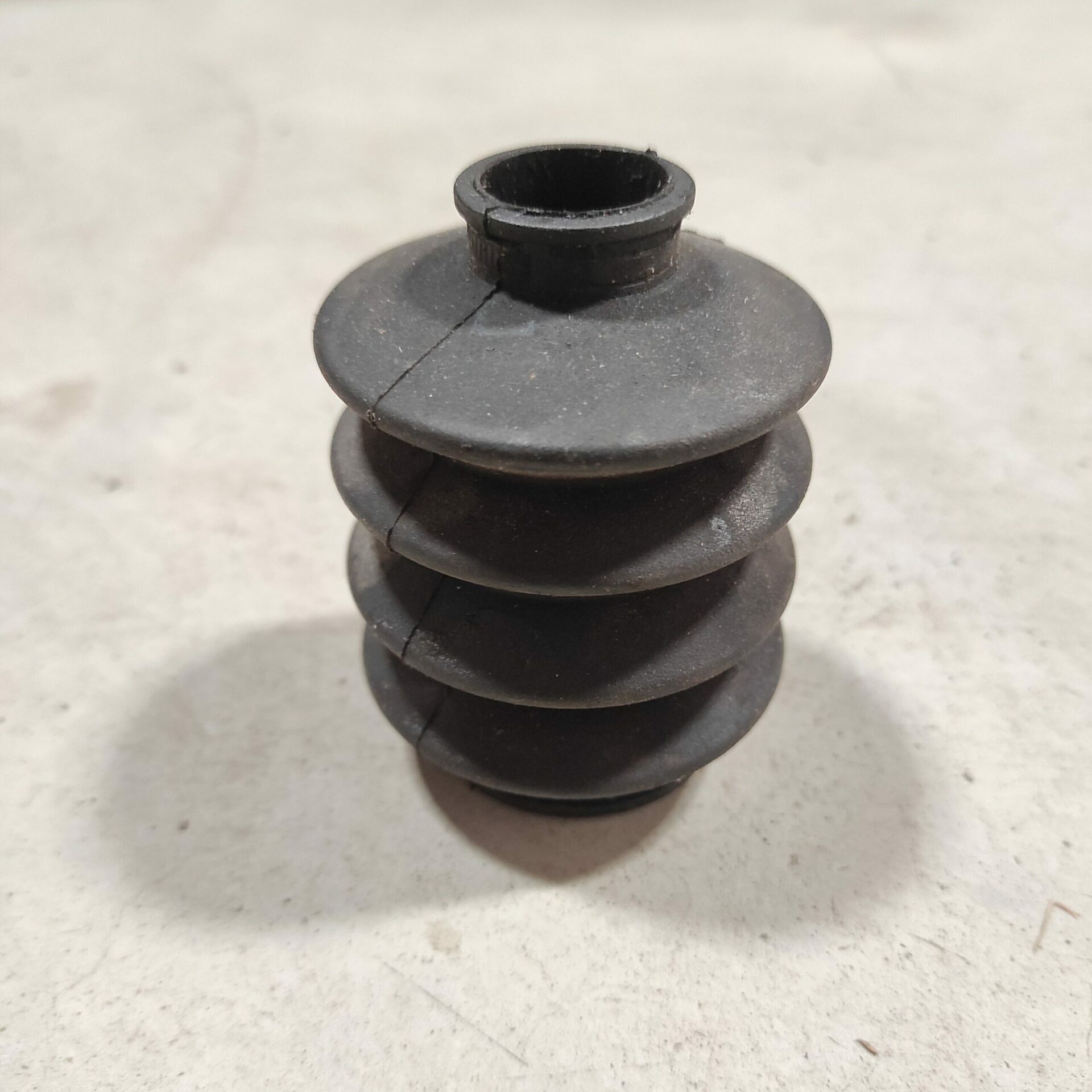 Soufflet Caoutchouc 2CV Soufflet De Cardan Intermédiaire Pour Citroën 2CV -  Pièce De Rechange Neuve Générique Joint Cardan Citroën 2CV Neuf